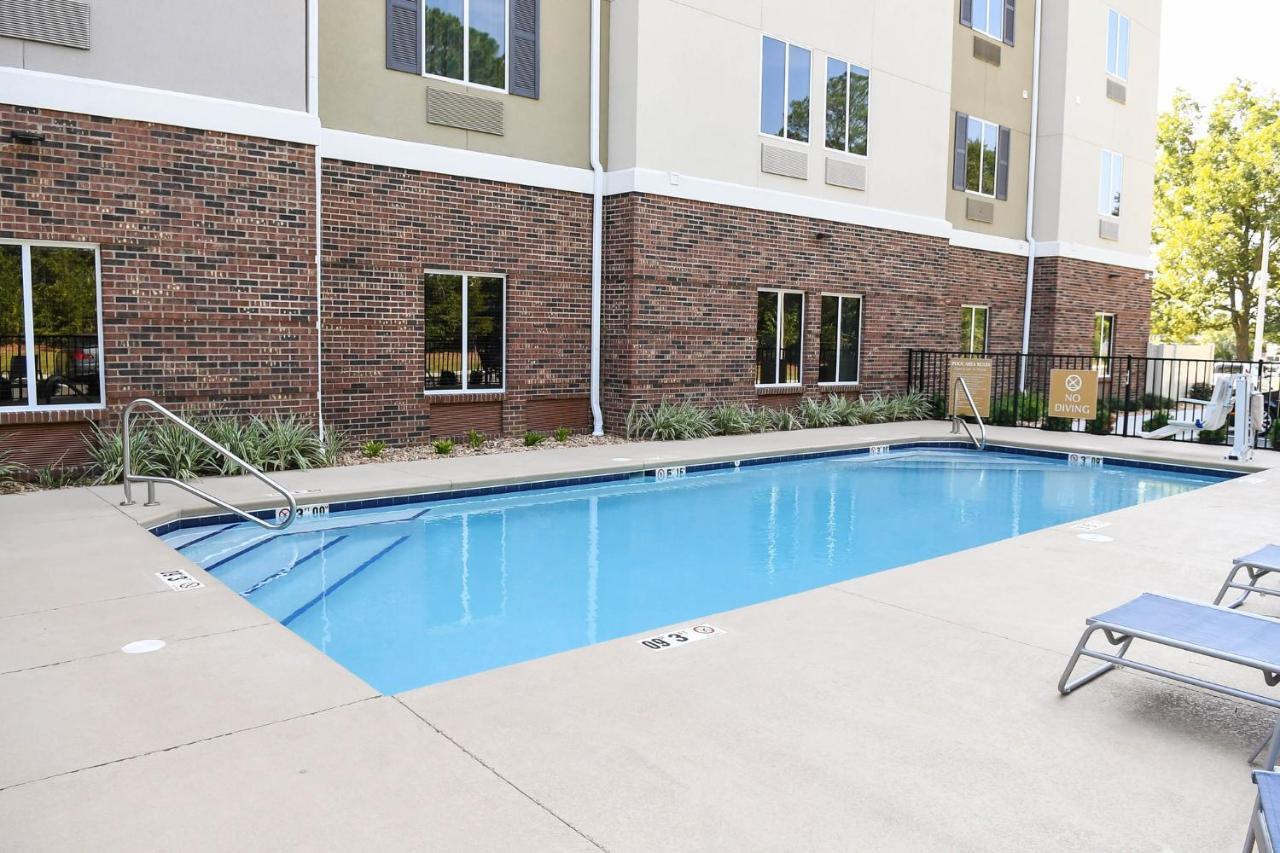 Candlewood Suites Valdosta Mall, An Ihg Hotel Exterior photo